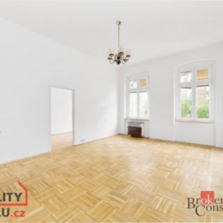 Prodej bytu 2+1 57 m² Karlovy Vary, Svahová