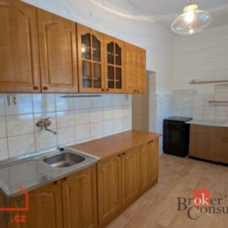 Pronájem bytu 2+1 69 m² Opava Předměstí, Kylešovská