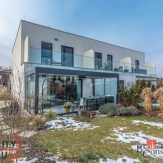 Prodej rodinného domu 122 m² Praha Dolní Chabry, Karla Rachůnka