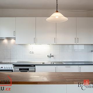 Prodej bytu 3+kk 83 m² Úvaly