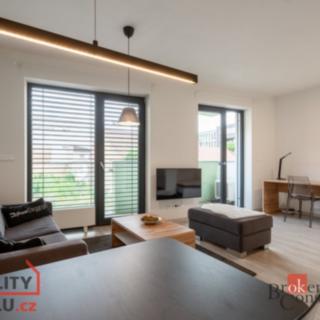 Pronájem bytu 1+kk, garsoniery 37 m² Zlín