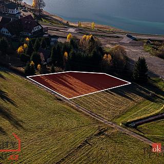 Prodej komerčního pozemku 1 378 m² Frymburk