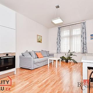 Pronájem bytu 1+kk, garsoniery 35 m² Praha