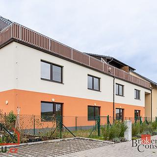 Pronájem bytu 1+kk, garsoniery 37 m² Žarošice