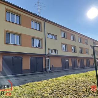 Pronájem bytu 3+1 68 m² Jindřichův Hradec III, Sídliště