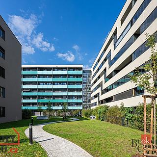 Pronájem bytu 2+kk 69 m² Praha