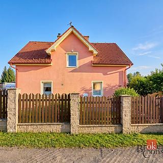 Prodej rodinného domu 180 m&sup2; Kolová