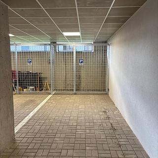 Prodej parkovacího místa 15 m² Hradec Králové Třebeš, Pod Svahem