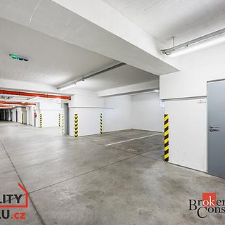 Prodej parkovacího místa 14 m&sup2; Brno