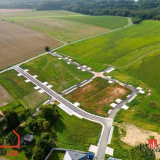 Prodej stavební parcely 1 340 m² Soběkury