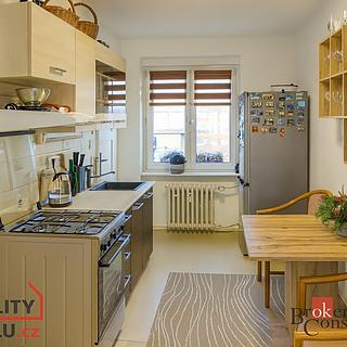 Pronájem bytu 2+1 63 m² Ostrov, Myslbekova