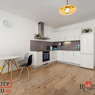 Pronájem bytu 2+kk 50 m&sup2; Kladno