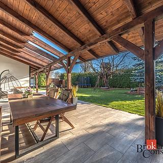 Prodej rodinného domu 291 m² Zlonín, U Rybníka