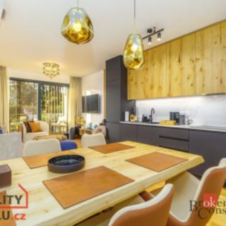 Prodej bytu 1+kk a garsoniéry 52 m² Lipno nad Vltavou