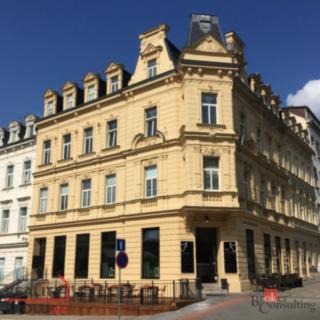 Pronájem bytu 3+1 90 m² Karlovy Vary, náměstí Dr. M. Horákové