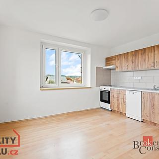 Pronájem bytu 3+1 79 m² Hronov