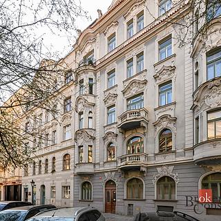 Prodej bytu 3+kk 73 m² Praha Staré Město, U milosrdných