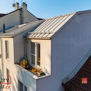 Prodej bytu 4+kk 93 m² Praha Hrdlořezy, Českobrodská