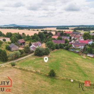 Prodej stavební parcely 961 m² Planá