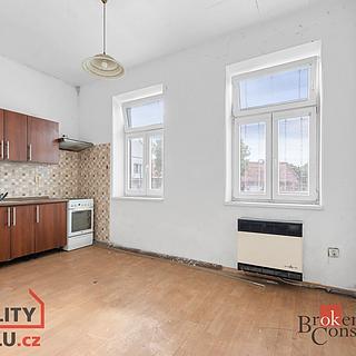 Prodej rodinného domu 244 m² Nové Město nad Metují Krčín, 1. máje