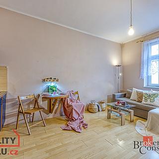 Pronájem bytu 1+kk a garsoniéry 31 m² Praha Vysočany, Novovysočanská