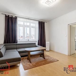 Pronájem bytu 2+1 54 m&sup2; Břeclav