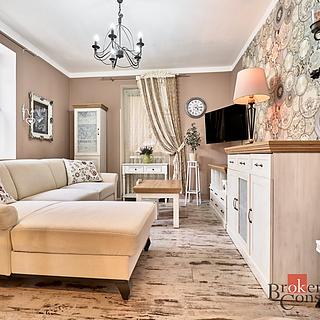 Prodej rodinného domu 180 m² Kolová