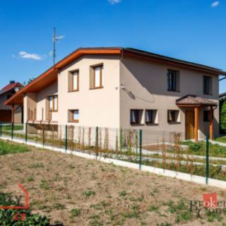 Prodej rodinného domu 252 m² Holasovice Loděnice