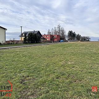 Prodej stavební parcely 854 m&sup2; Hlubočec