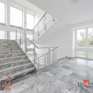 Pronájem bytu 2+kk 57 m² Mlékojedy