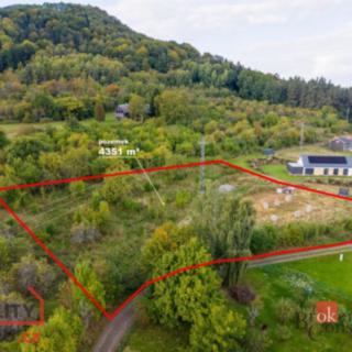Prodej stavební parcely 4 351 m² Svojkov