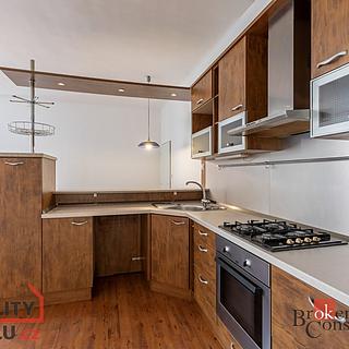 Prodej bytu 3+kk 72 m² Hodonín, Úprkova