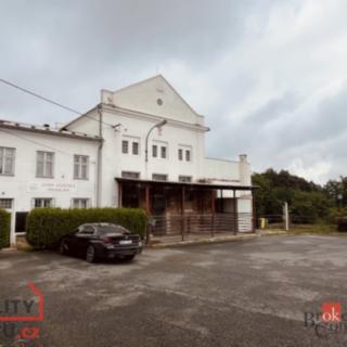 Pronájem výrobního objektu 180 m² Kladruby