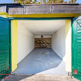 Prodej garáže 14 m² Praha Dejvice, Na Fišerce