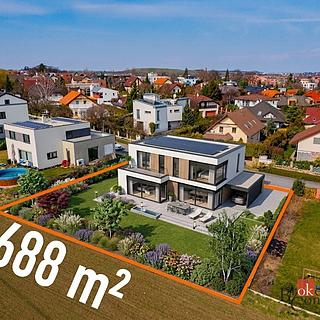 Prodej stavební parcely 688 m&sup2; Praha