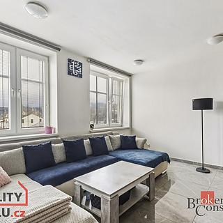 Prodej bytu 3+1 61 m² Trutnov Poříčí, Voletinská