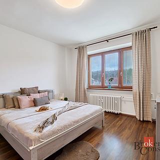 Pronájem bytu 3+1 67 m&sup2; Pardubice