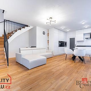 Prodej bytu 4+kk 110 m&sup2; Ráječko