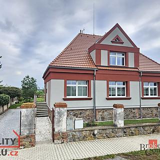 Prodej vily, 228m²