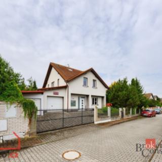 Prodej rodinného domu 220 m² Vodochody
