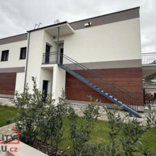 Prodej bytu 3+kk 111 m² Hluboká nad Vltavou, Ježkova