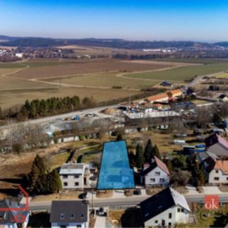 Prodej stavební parcely 1 097 m² Vochov