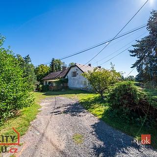 Prodej rodinného domu 200 m&sup2; Dubenec