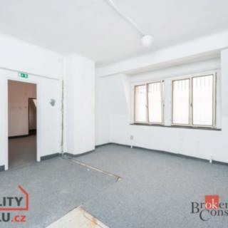 Prodej ostatního komerčního prostoru 145 m² Karlovy Vary, Varšavská