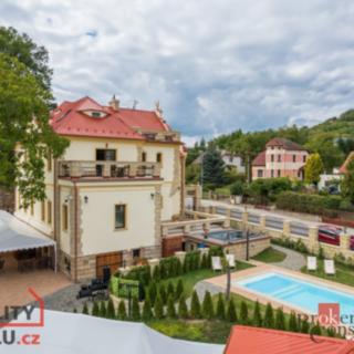 Prodej hotelu, penzionu 786 m² Jičín