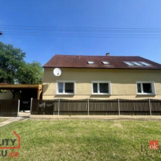 Pronájem rodinného domu 100 m² Přehýšov
