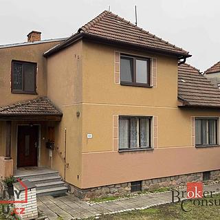 Prodej rodinného domu 258 m&sup2; Rajhrad