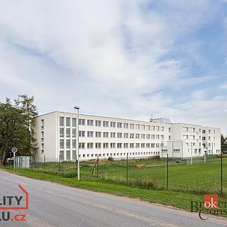 Pronájem bytu 1+kk a garsoniéry 34 m² Mlékojedy