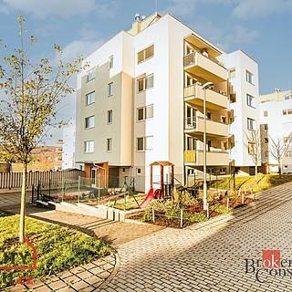 Pronájem bytu 1+kk, garsoniery 33 m² Brno