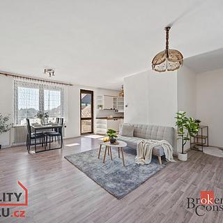 Prodej rodinného domu 200 m² Dubenec